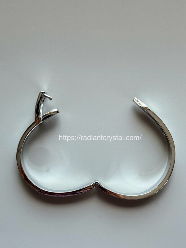 Silver bangle bracelet with clasp